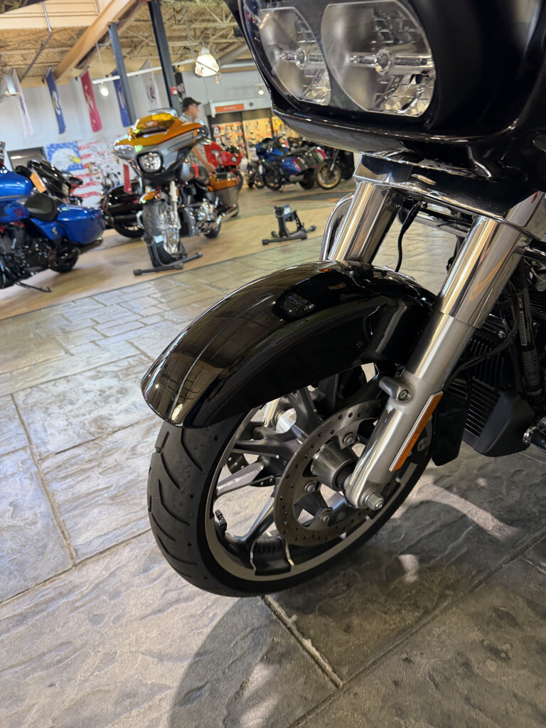 2023 Harley-Davidson® Road Glide® No Gimmicks, No Hidden Fees, photo 10