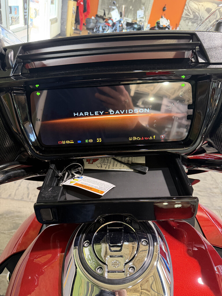 2026 Harley-Davidson® Street Glide Limited No Gimmicks, No Hidden Fees, photo 15