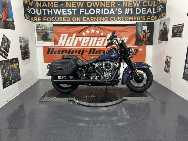 2026 Harley-Davidson® Heritage Classic Purple Abyss Black Laced Wheels