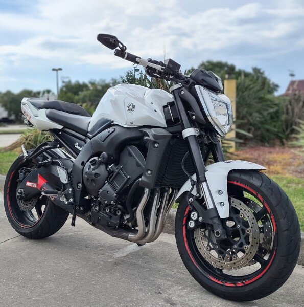 Yamaha FZS10BW 2012