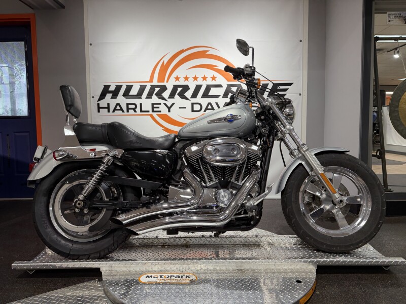 XL1200C 2012 1200 Custom