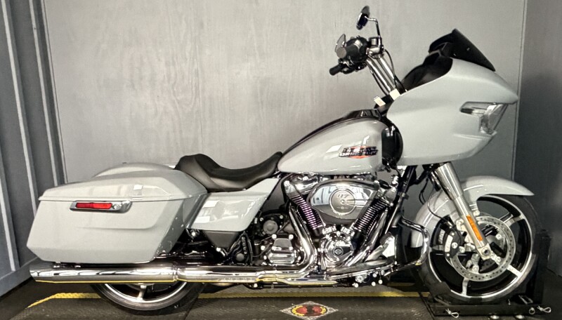 2026 FLTRX  Road Glide®