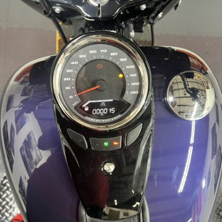 2026 Harley-Davidson® Heritage Classic Purple Abyss Black Laced Wheels thumb 0