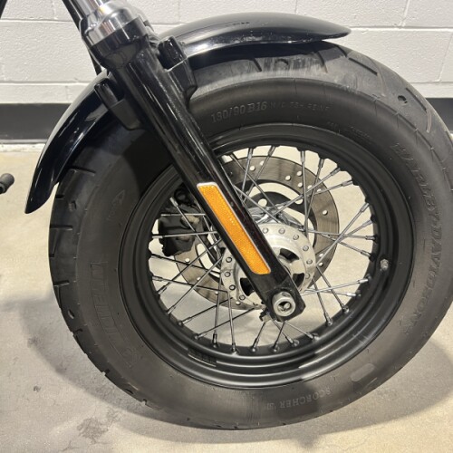 2011 Harley-Davidson® Forty-Eight® Vivid Black XL1200X thumb 2