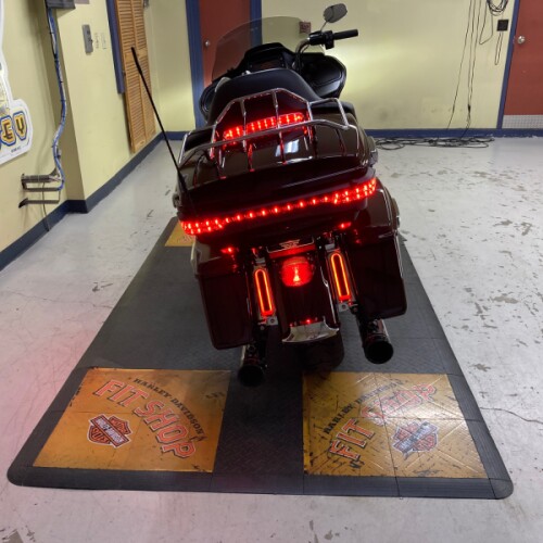 2018 Harley-Davidson® Road Glide® Ultra Twisted Cherry FLTRU thumb 0