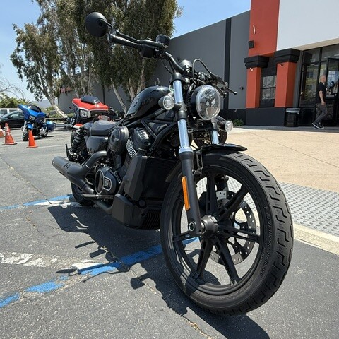 2026 Harley-Davidson® Nightster™ thumb 2