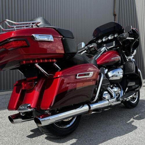 2018 Harley-Davidson® Ultra Limited Wicked Red/Twisted Cherry thumb 2