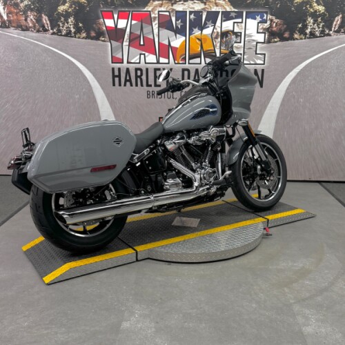 2026 FXLRST Low Rider® ST thumb 3