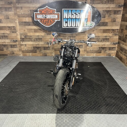 2023 Harley-Davidson® Breakout™ Vivid Black thumb 3
