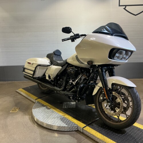 FLTRXST 2023 Road Glide® ST thumb 3