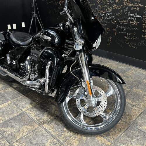 FLHXSE 2015 CVO™ Street Glide® thumb 2
