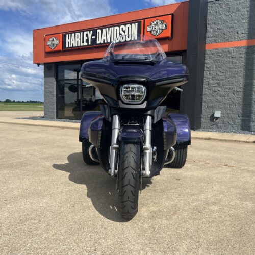 2026 Harley-Davidson® Street Glide 3 Limited Purple Abyss / Vivid Black Chrome Trim thumb 2