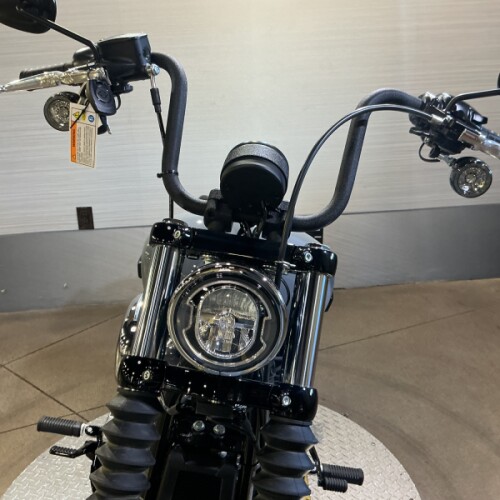 FXBB 2026 Street Bob® thumb 1