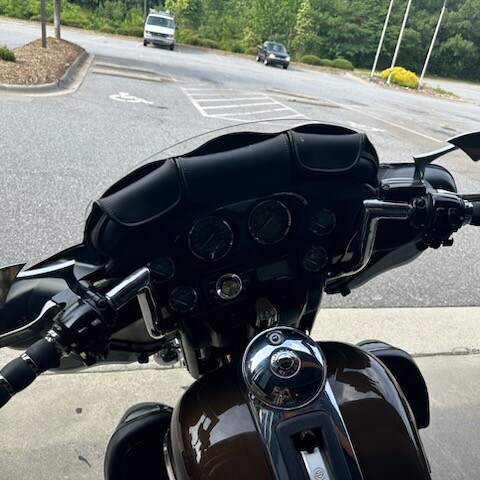2013 Harley-Davidson® Electra Glide® Ultra Limited BRONZE/ANN BLK W/ PINSTRIPE thumb 0