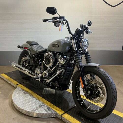 FXBB 2026 Street Bob® thumb 3