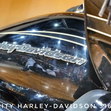 2012 Harley-Davidson® Road Glide® Ultra, FLTRU103 thumb 0