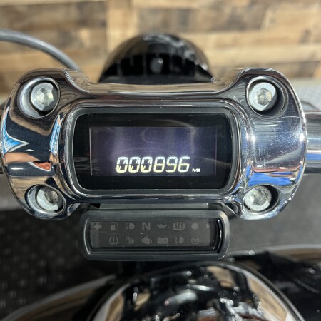 2023 Harley-Davidson® Breakout™ Vivid Black thumb 0
