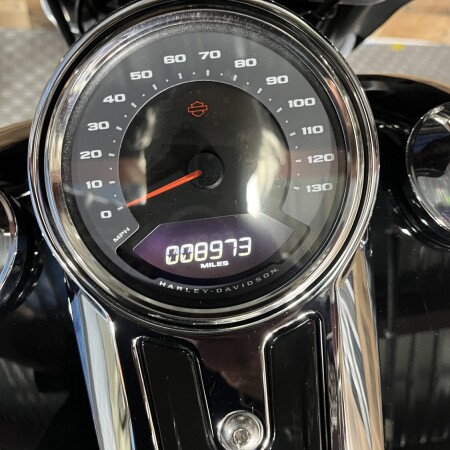 2019 Harley-Davidson® Sport Glide™ Vivid Black thumb 0