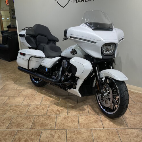 2026 Harley-Davidson® Street Glide Limited White Onyx Pearl Black Trim  FLHXL thumb 1