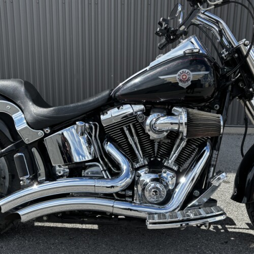 2002 Harley-Davidson® Fat Boy® Vivid Black Deluxe thumb 3