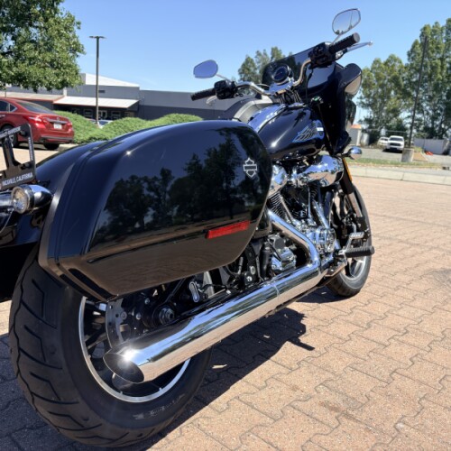 FXLRST 2026 Low Rider® ST thumb 0