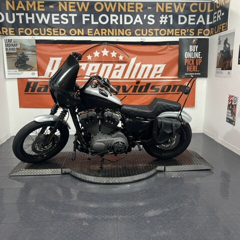 2009 Harley-Davidson® Nightster™ Barracuda Silver Denim/Black Denim thumb 3