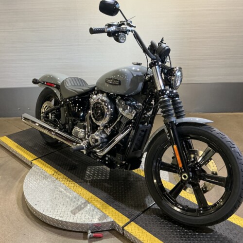 FXBB 2026 Street Bob® thumb 3