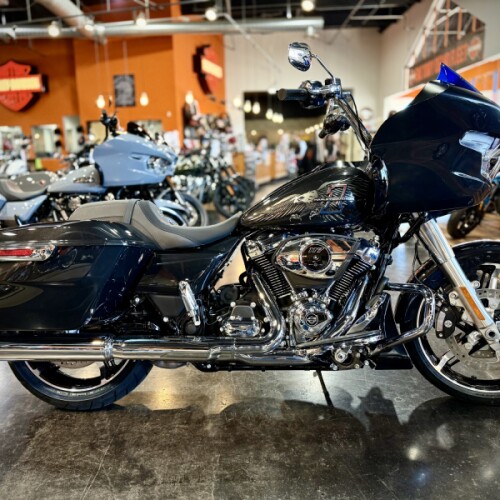2026 Harley-Davidson® Road Glide® Midnight Ember thumb 3