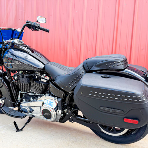 2026 Harley-Davidson® Heritage Classic® FLHC thumb 1