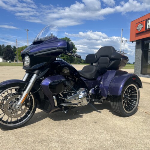 2026 Harley-Davidson® Street Glide 3 Limited Purple Abyss / Vivid Black Chrome Trim thumb 1
