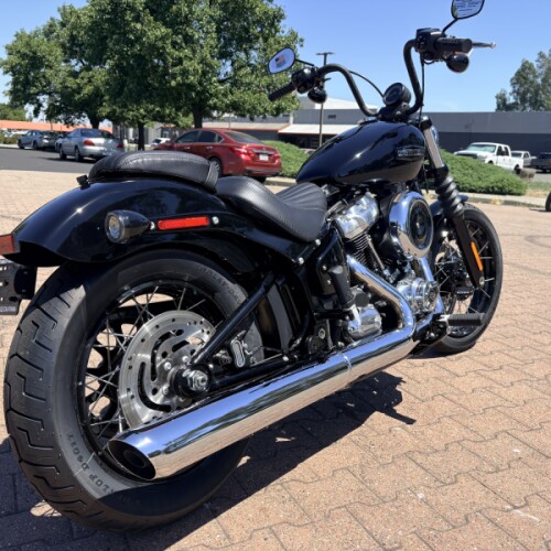 FXBB 2026 Street Bob® thumb 1