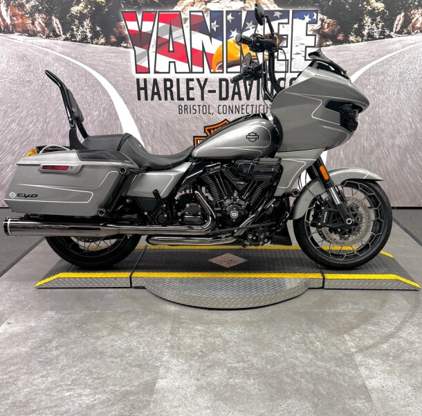 2023 FLTRXSE CVO™ Road Glide™