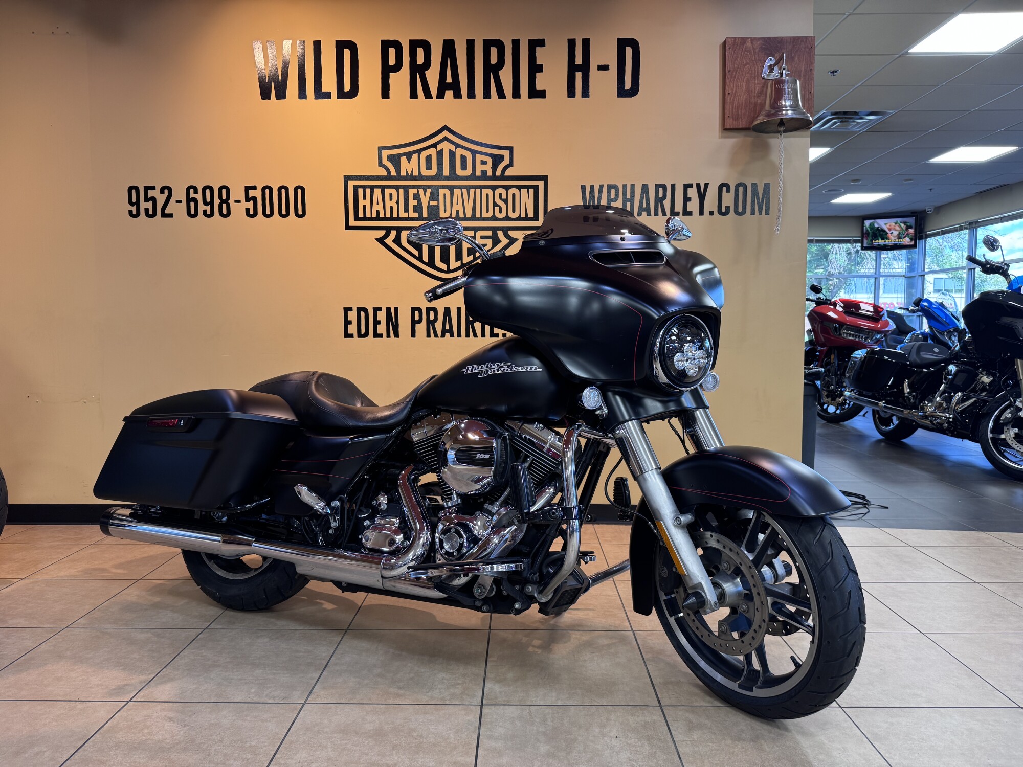 2016 Harley-Davidson® Street Glide® Special Black Denim