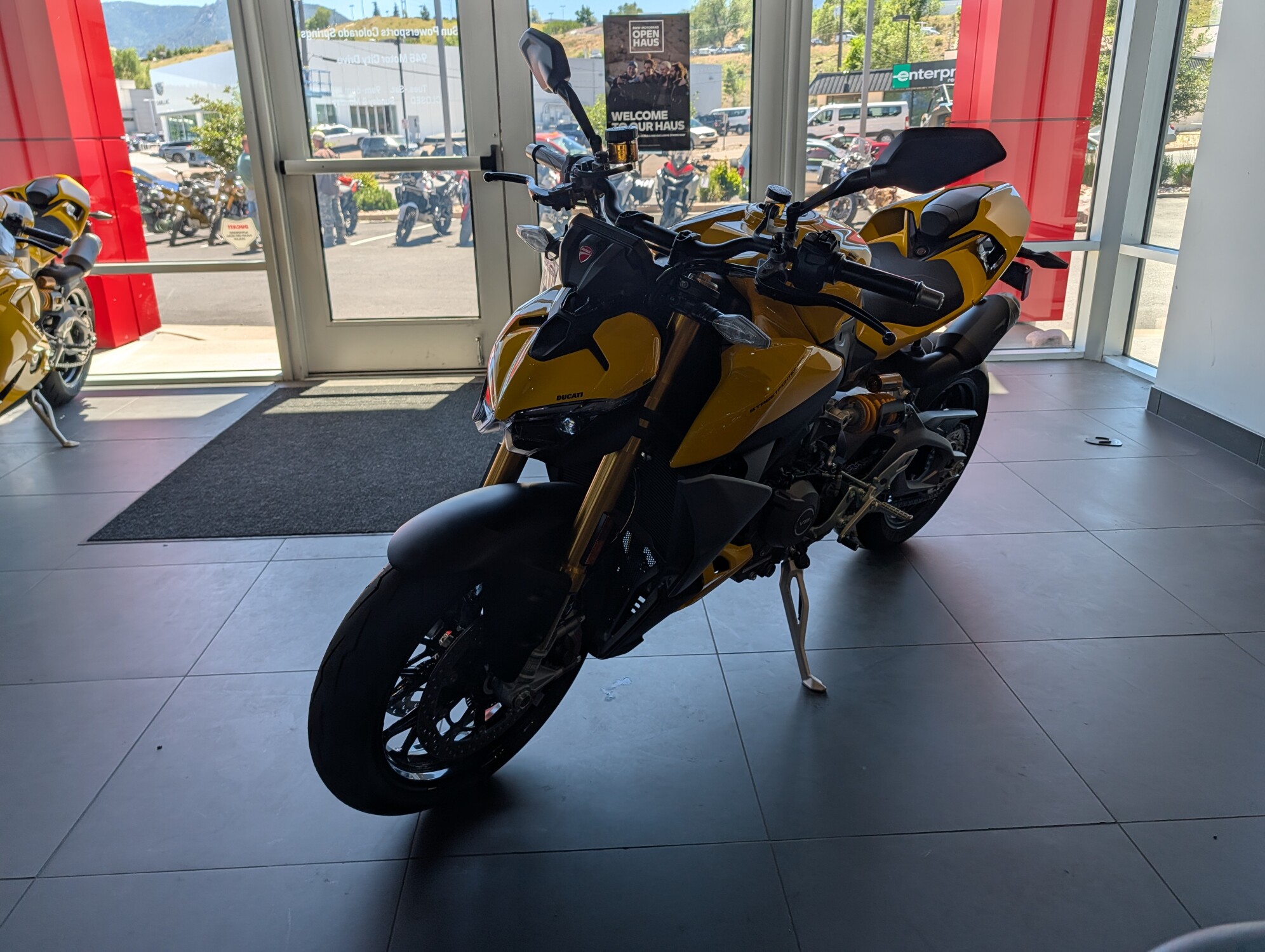 2026 Ducati Streetfighter V2S, photo 7