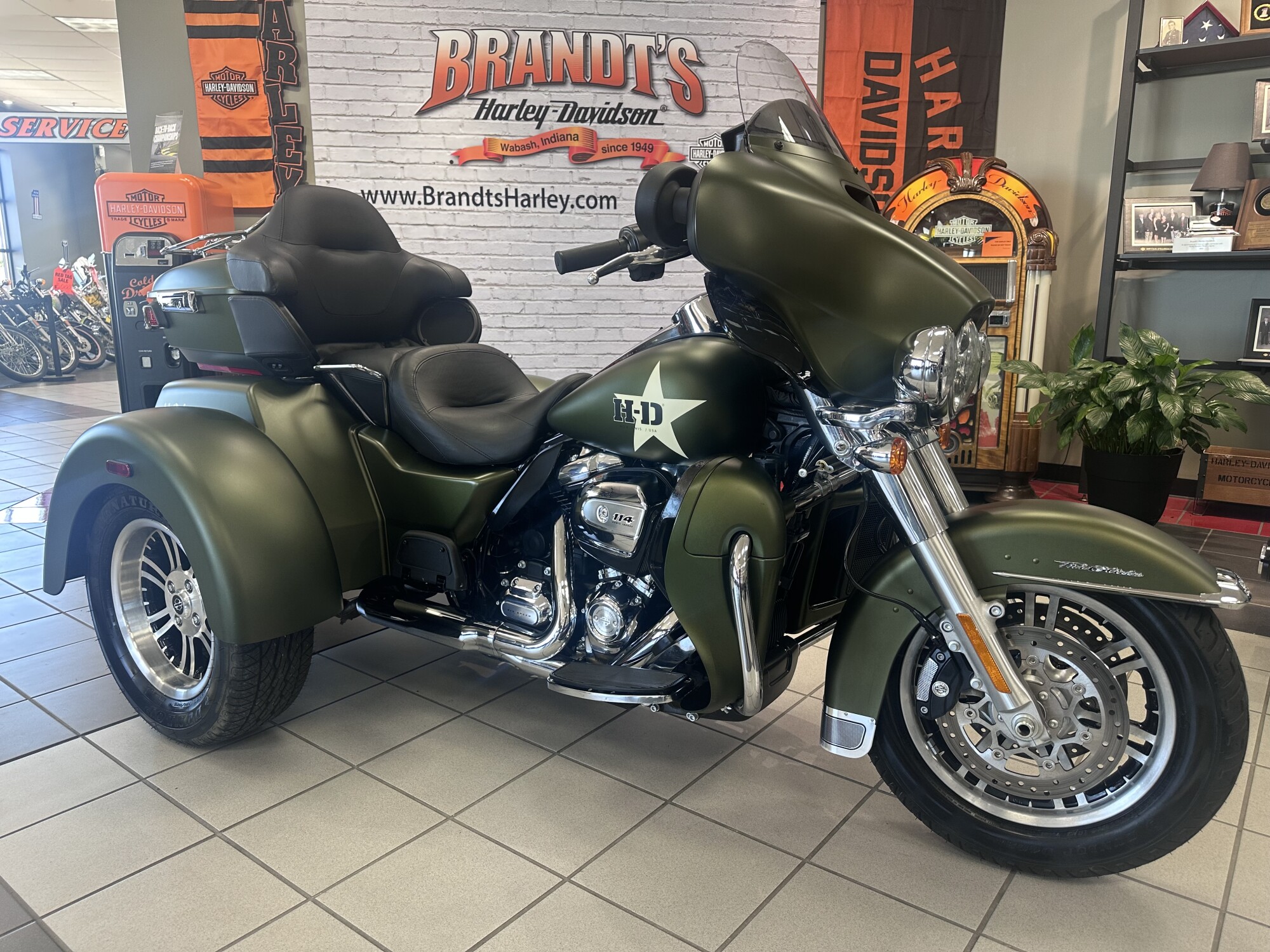 FLHTCUTG 2022 Tri Glide® Ultra