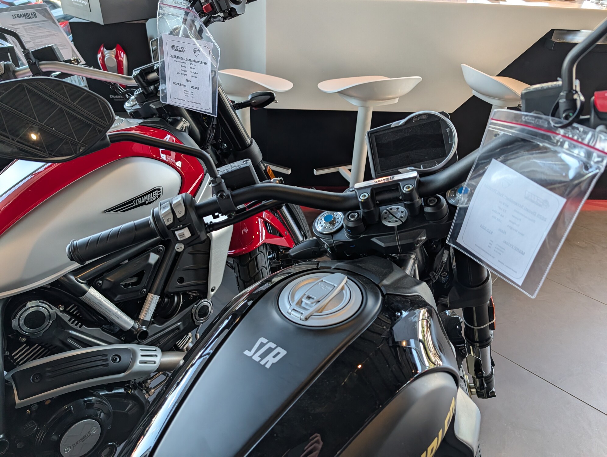 2025 Ducati Scrambler® Full Throttle, photo 10