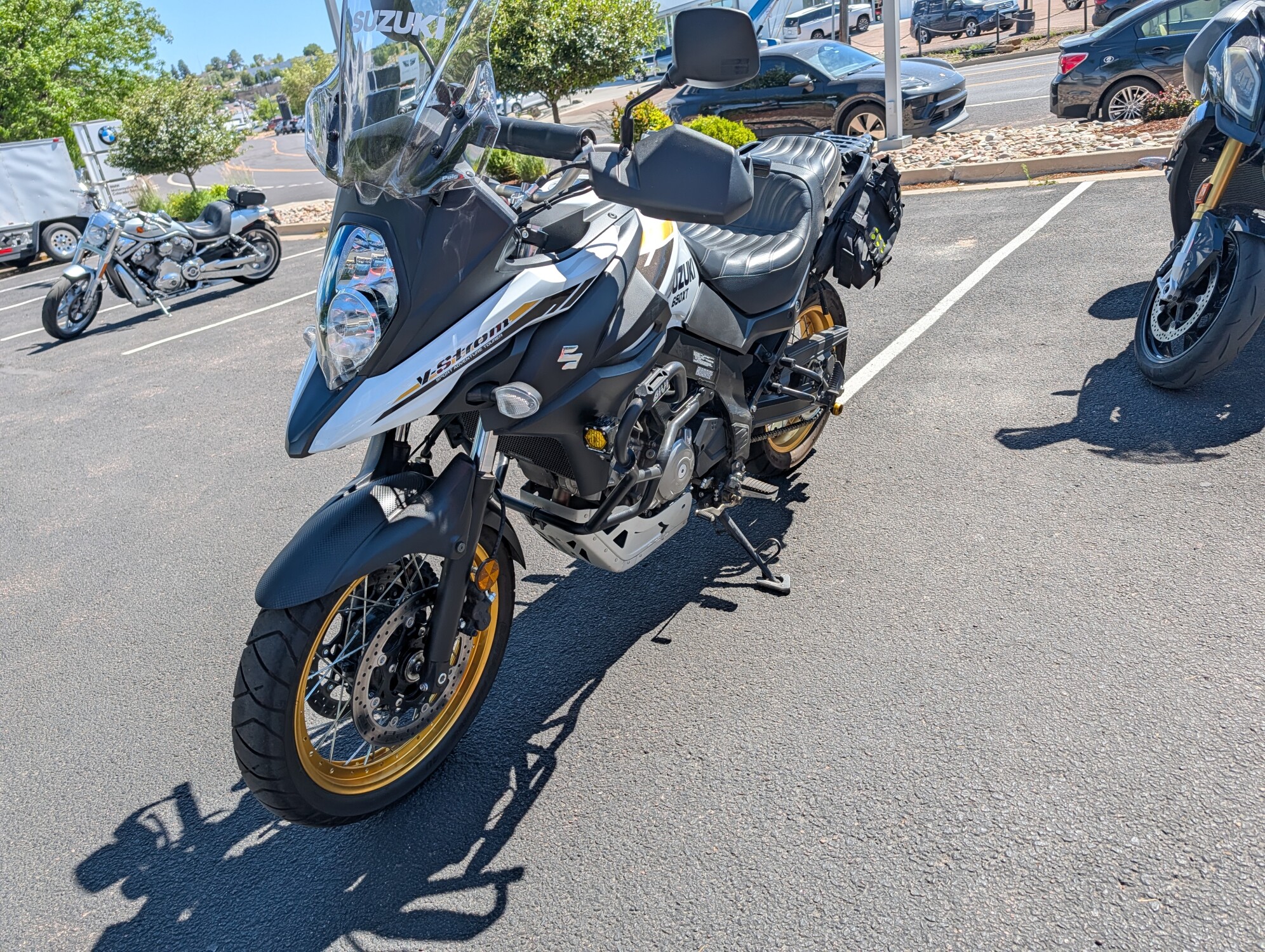 2023 Suzuki V-Strom 650 white, photo 7
