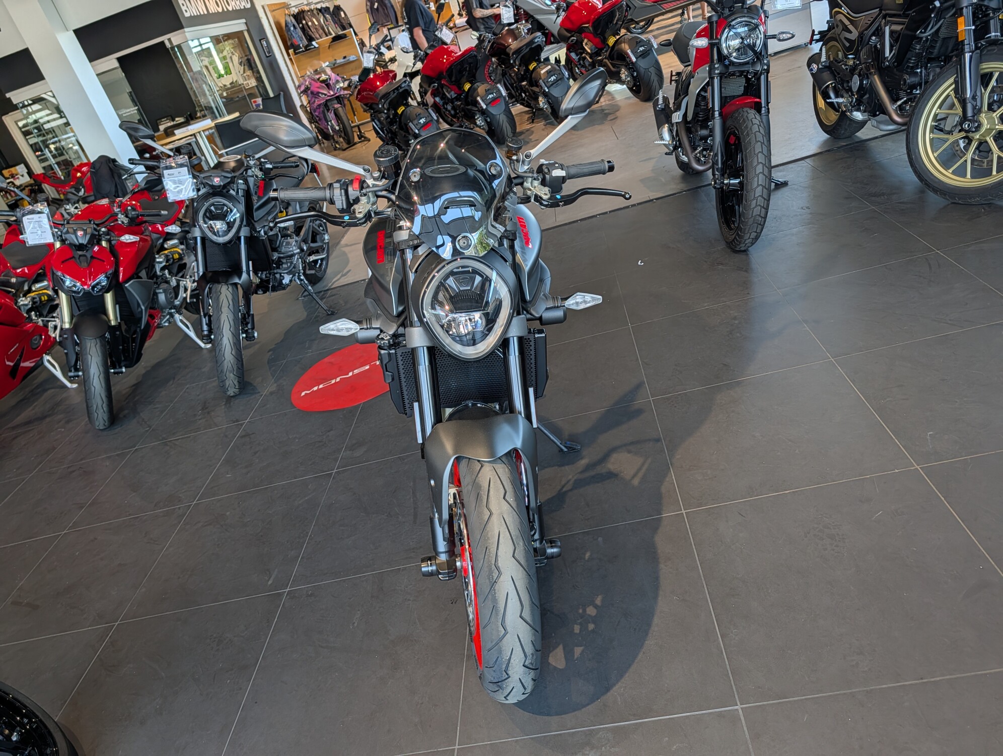 2025 Ducati Monster, photo 8