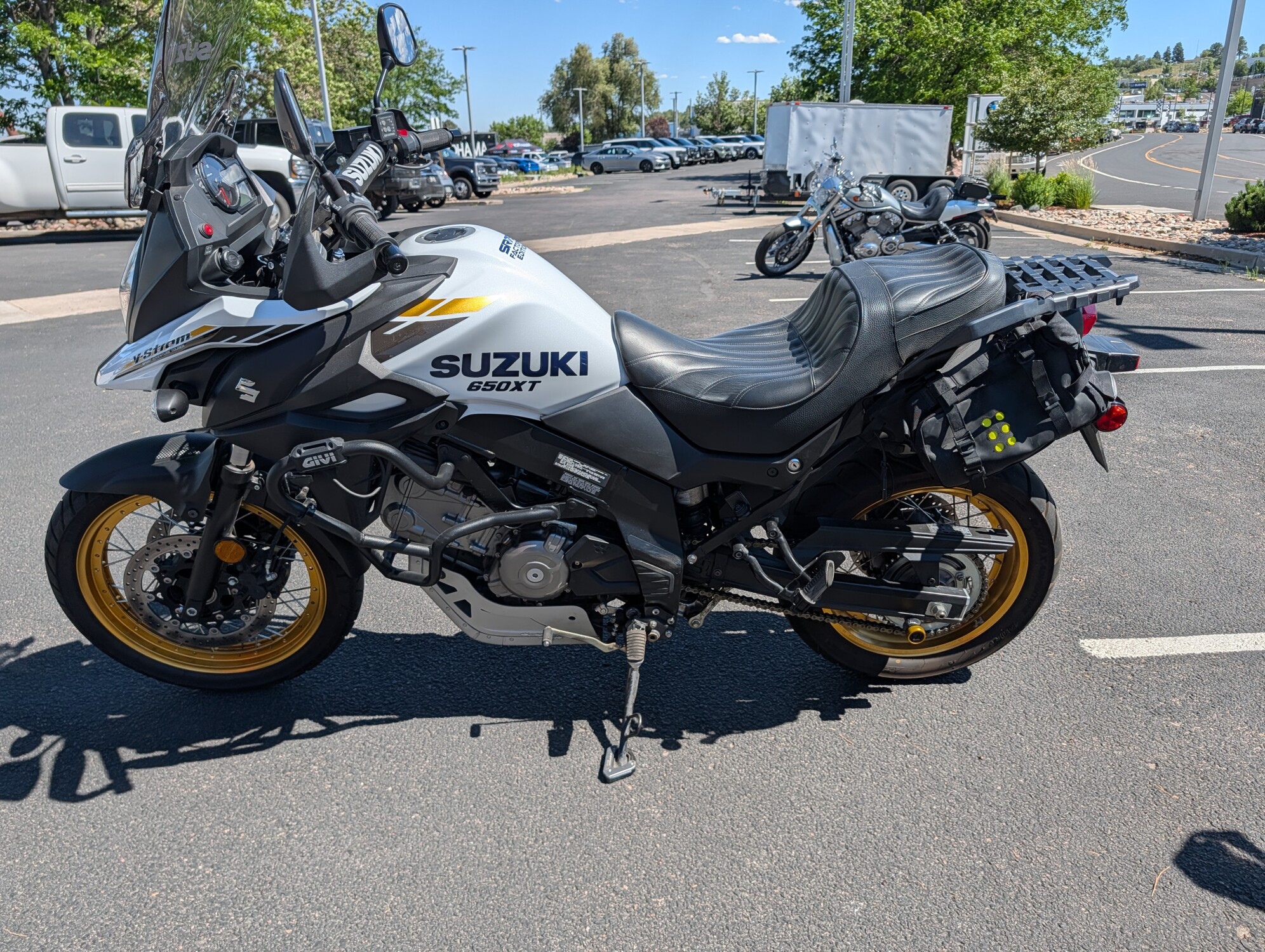 2023 Suzuki V-Strom 650 white, photo 6