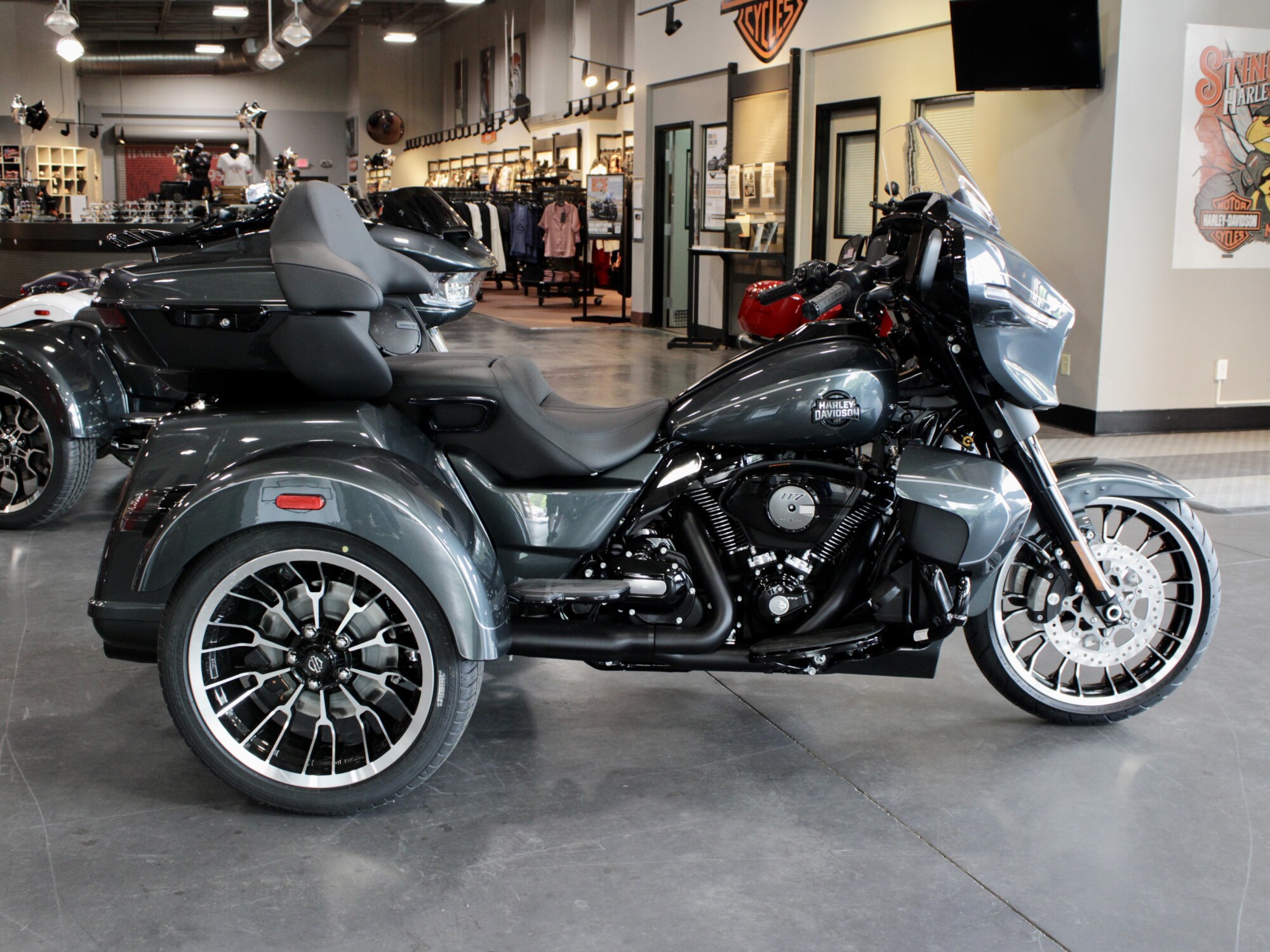 2026 Harley-Davidson Street Glide 3 Limited FLHLT