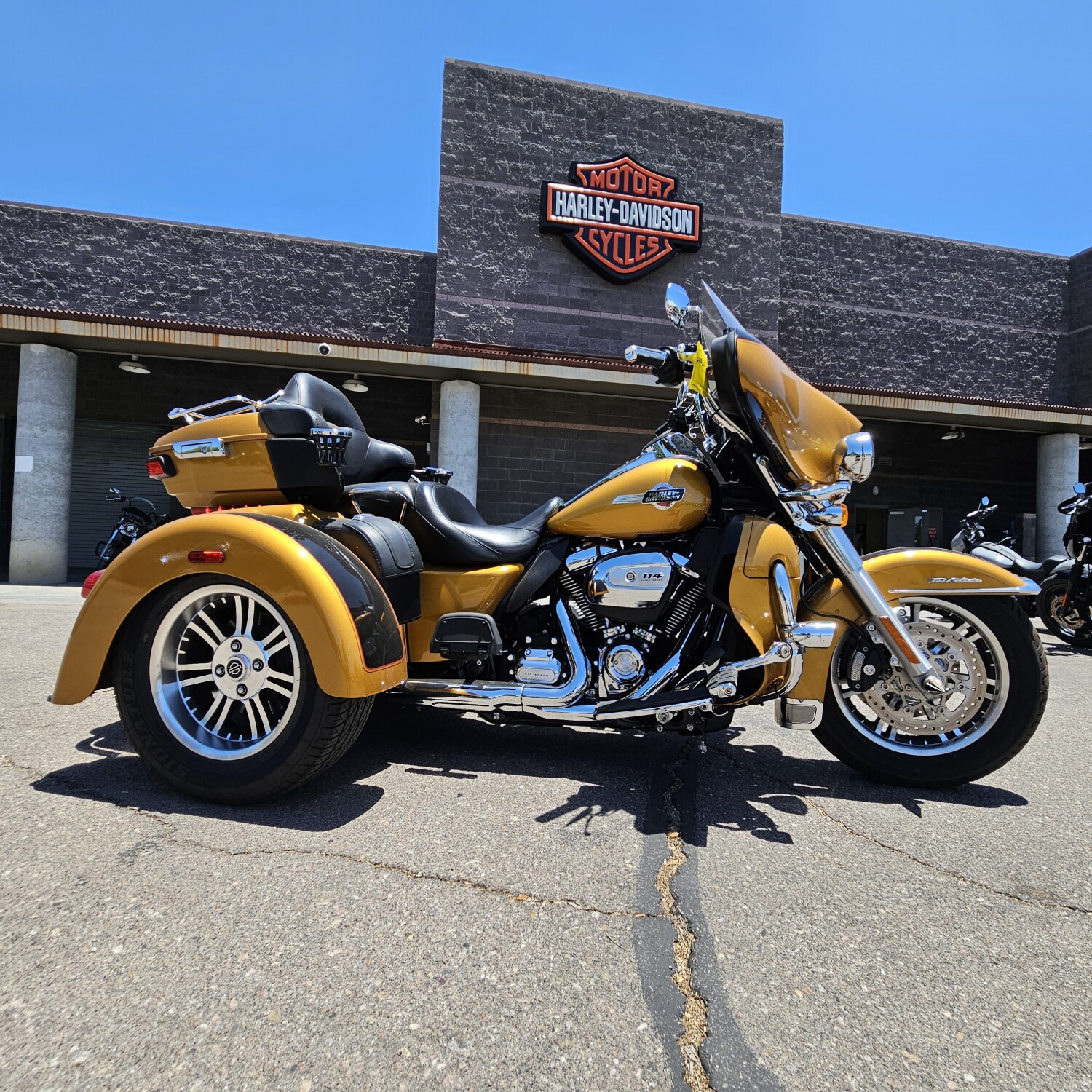 FLHTCUTG 2023 Tri Glide® Ultra