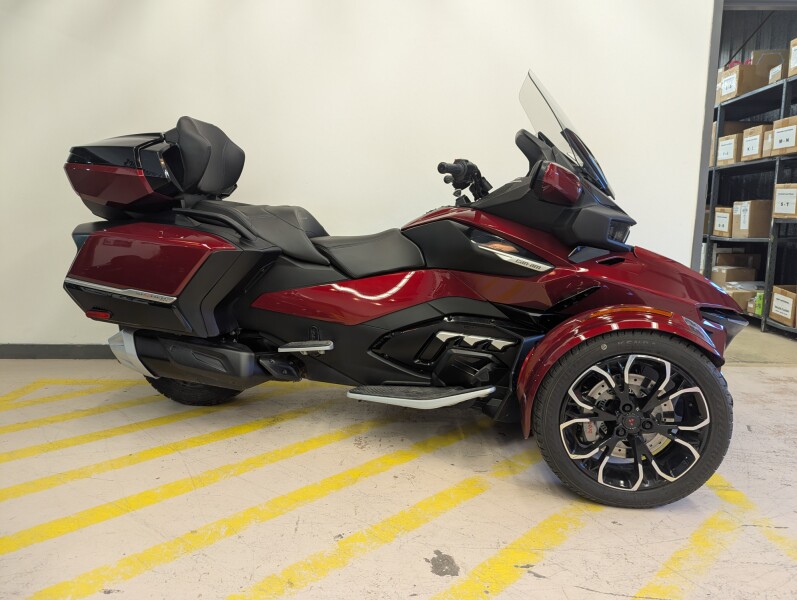 2023 Can-Am Spyder RT Limited - Deep Marsala Metallic (Platine)