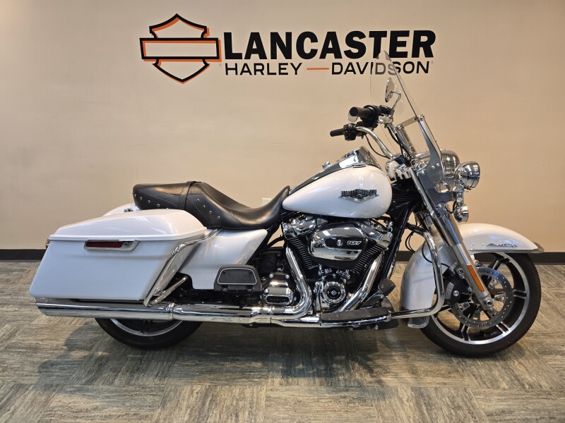 2020 Harley-Davidson® Road King® Stone Washed White Pearl  FLHR