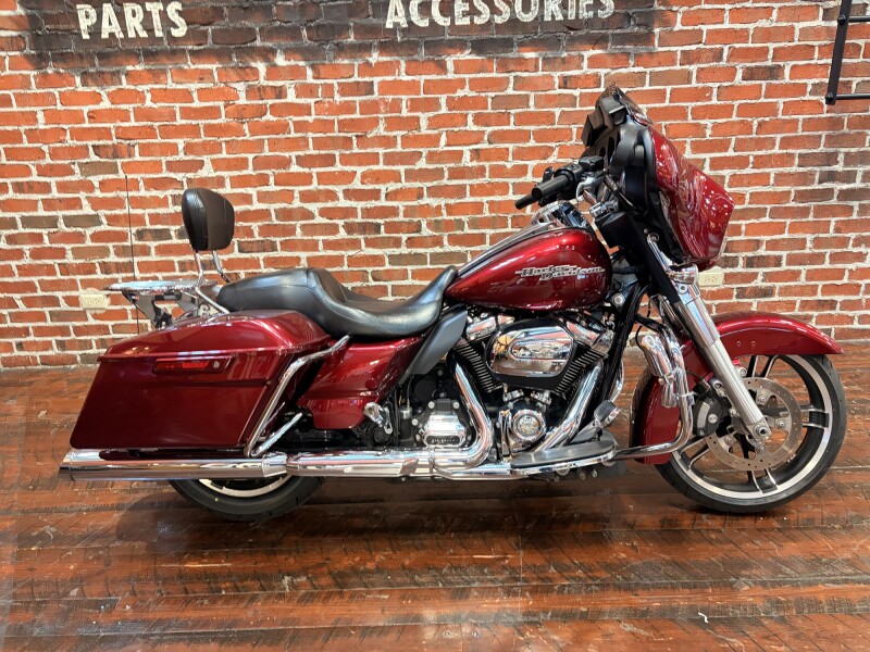 FLHX 2017 Street Glide®