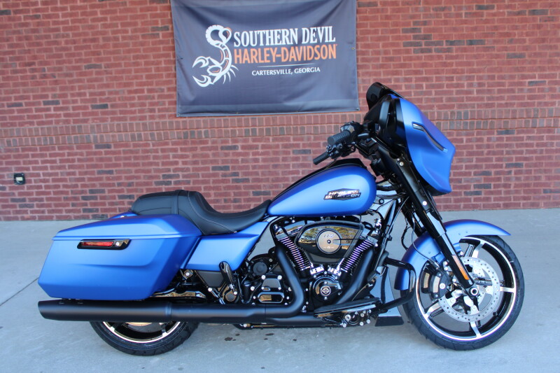 2026 Harley-Davidson® Street Glide® Aurora Blue Denim Black Trim