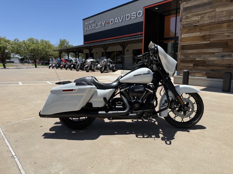 2020 Harley-Davidson® Street Glide® Special Stone Washed White Pearl