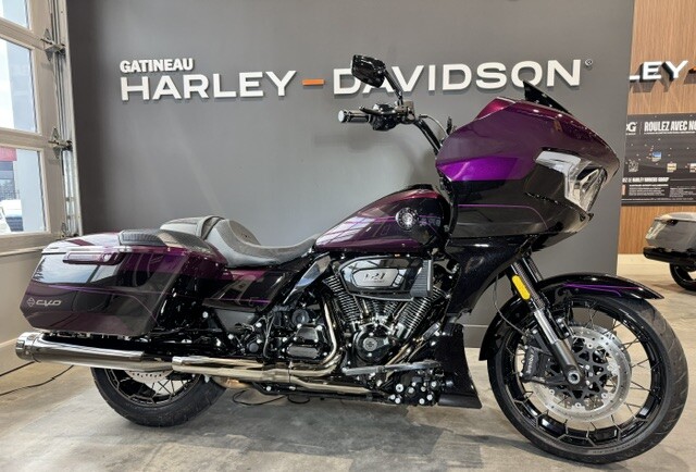 2025 Harley-Davidson® CVO™ Road Glide™ Poison Berry