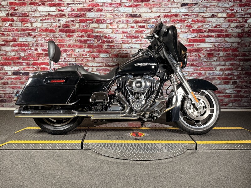  2012 FLHX103