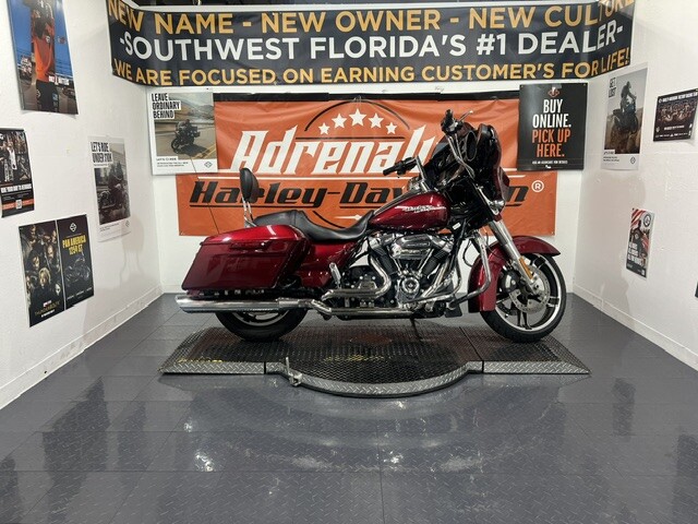 FLHXS 2017 Street Glide® Special