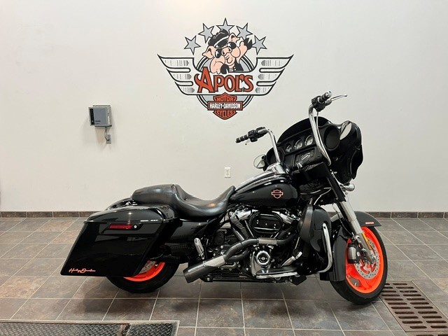 FLHX 2017 Street Glide®